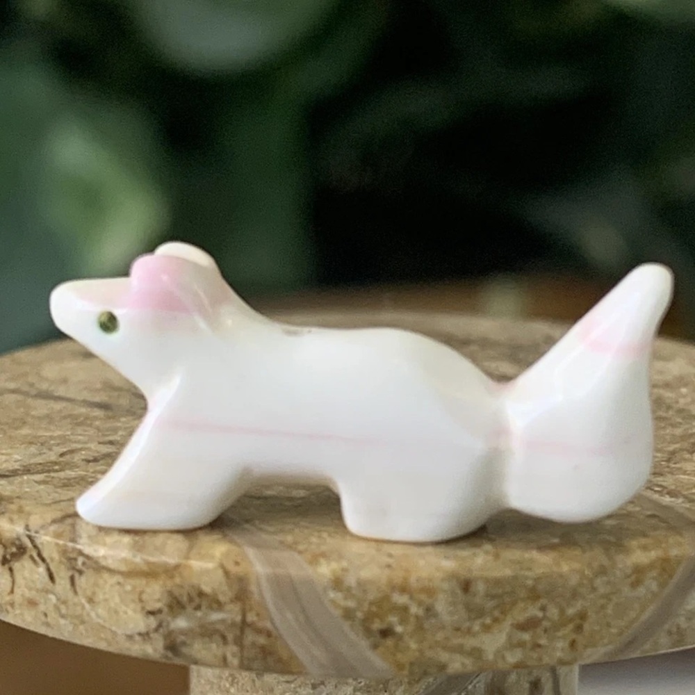 Native American Zuni Style Pink Mussel Shell Fox Fetish Bead Animal Top Drilled